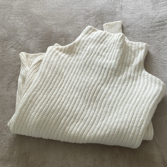 WILFRED Montpellier Turtleneck - Picture 10 of 11
